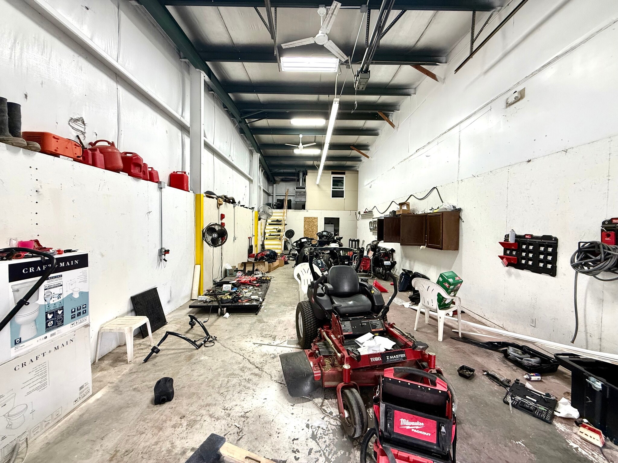 1805 Industrial Park Dr, Normal, IL for lease Interior Photo- Image 1 of 4