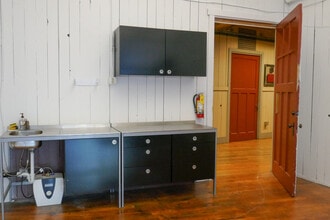 3131 Western Ave, Seattle, WA for lease Interior Photo- Image 2 of 2