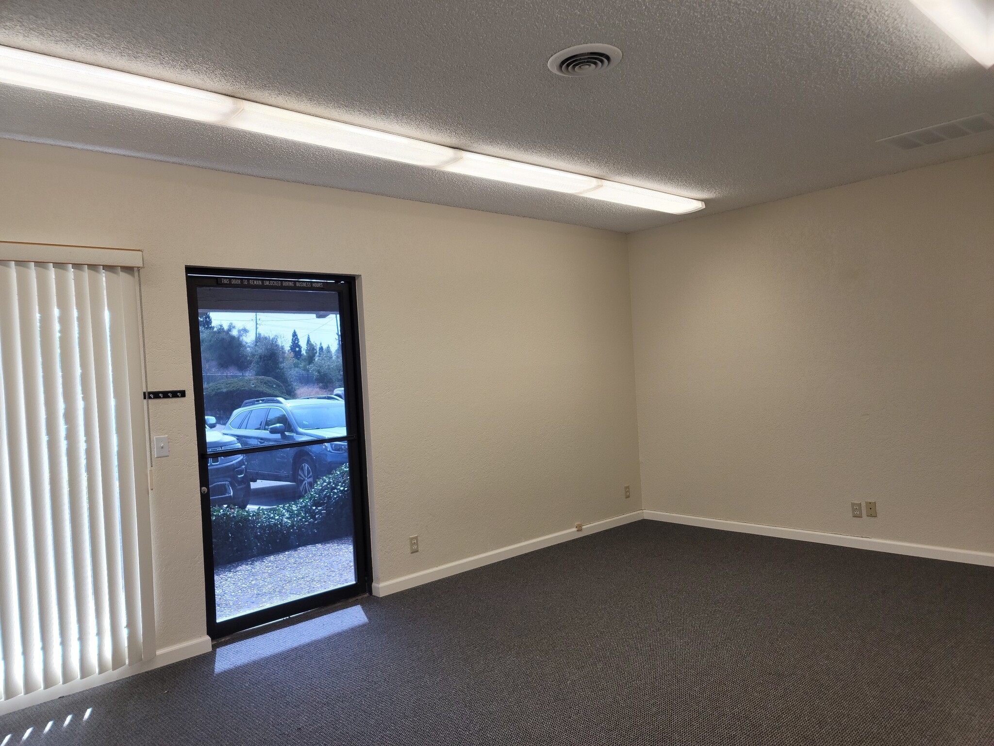 1501-1521 Grass Valley Hwy, Auburn, CA for lease Interior Photo- Image 1 of 5