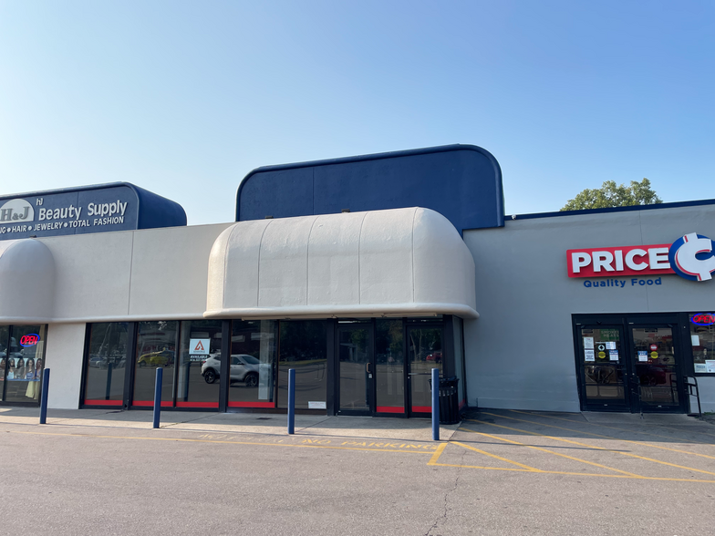 726-740 28th St SE, Grand Rapids, MI for sale - Building Photo - Image 1 of 1