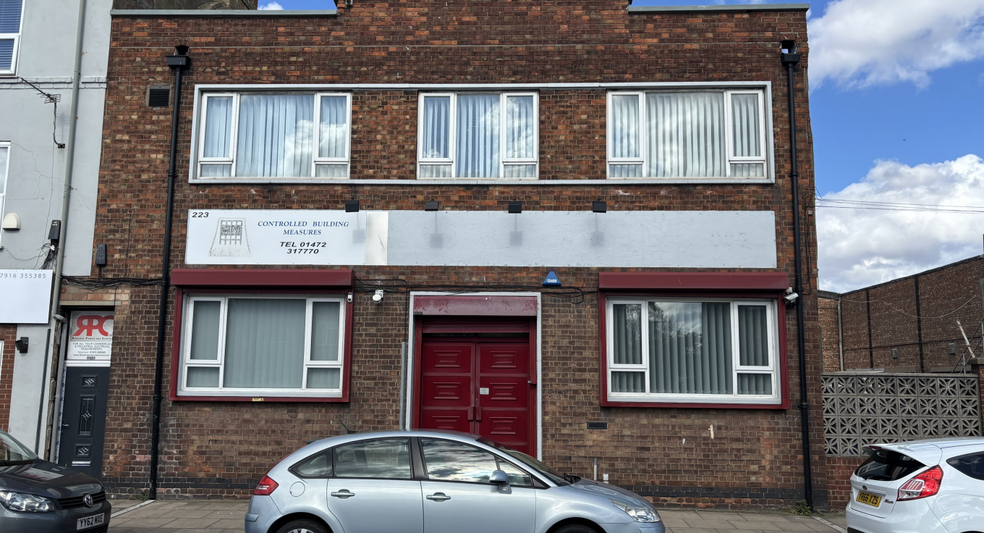 223-225 Cleethorpe Rd, Grimsby for sale - Building Photo - Image 1 of 11