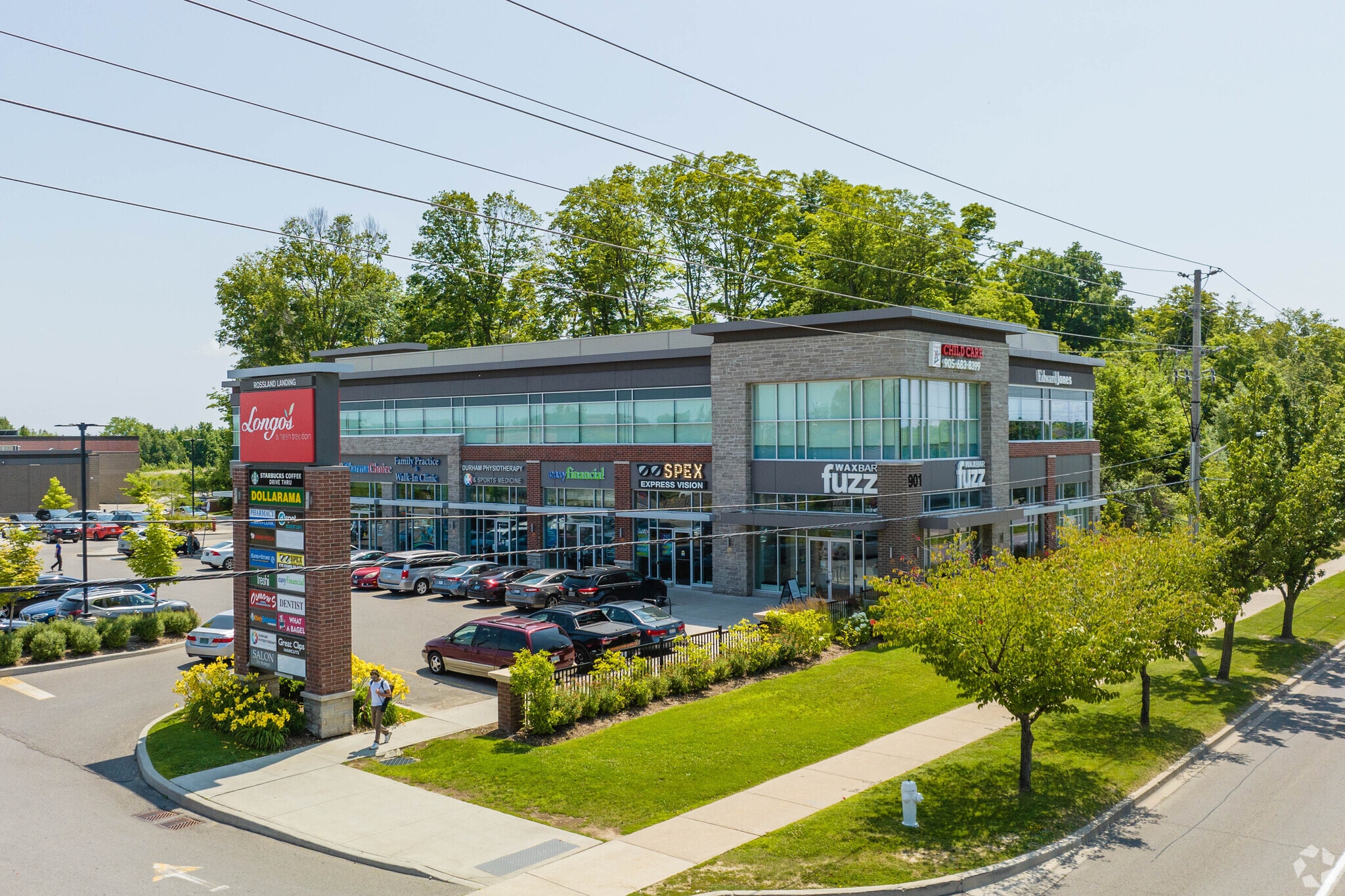 901 Harwood Ave E, Ajax, ON for sale Primary Photo- Image 1 of 1