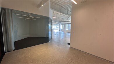 5990 Sepulveda Blvd, Sherman Oaks, CA for lease Interior Photo- Image 2 of 9