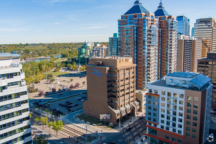 926 5th Ave SW, Calgary, AB for lease - Aerial - Image 2 of 23