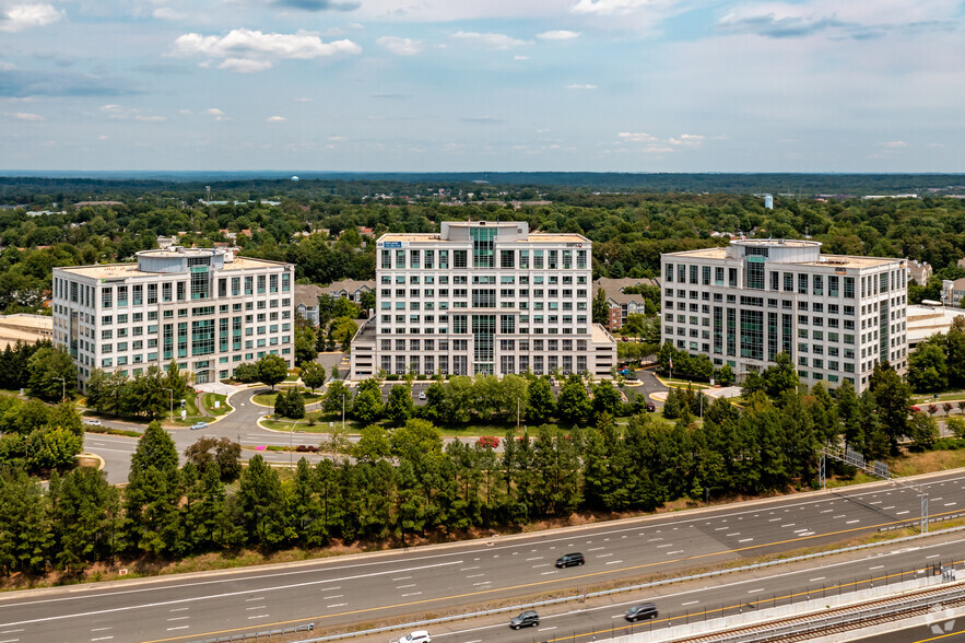 12950 Worldgate Dr, Herndon, VA for lease - Aerial - Image 1 of 8