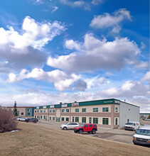 7700 76 St, Red Deer, AB for lease Building Photo- Image 1 of 7