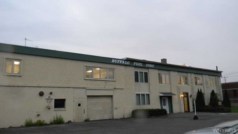 4870 Packard Rd, Niagara Falls, NY for sale - Primary Photo - Image 1 of 1