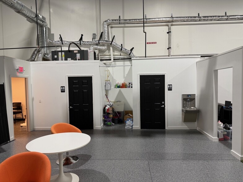 400 Sterling Plaza Dr, Ponte Vedra, FL for lease - Building Photo - Image 2 of 17