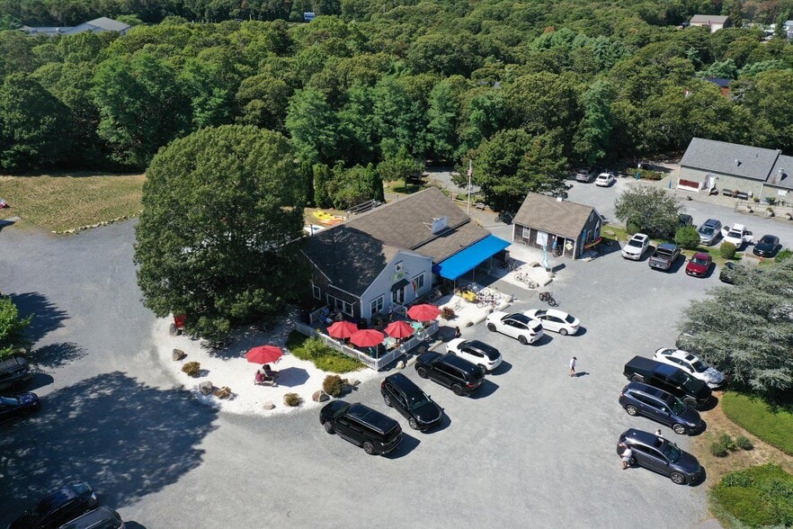 302 Underpass Rd, Brewster, MA for sale - Primary Photo - Image 1 of 23