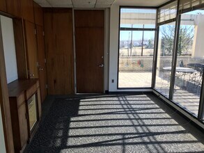 3701 Southwestern Blvd, Baltimore, MD for lease Interior Photo- Image 2 of 12