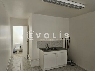 More details for 19 Avenue Du 8 Mai 1945, Pecqueuse - Office for Sale