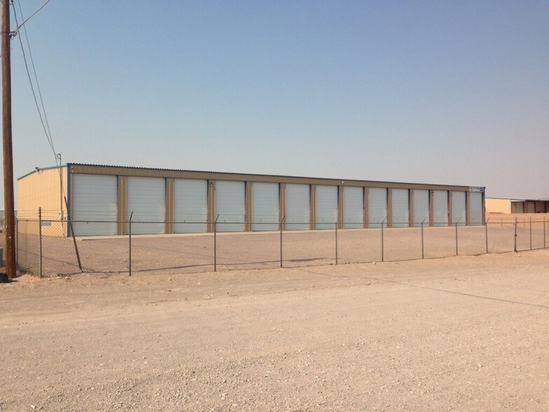 1420 Corona Ave, Fort Mohave, AZ for sale - Primary Photo - Image 1 of 1