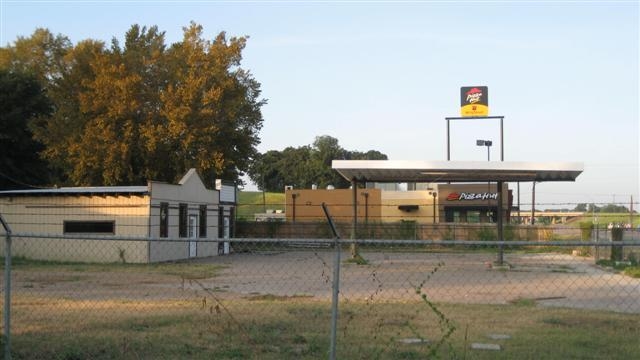 1609 W Commerce St, Buffalo, TX for sale Primary Photo- Image 1 of 1