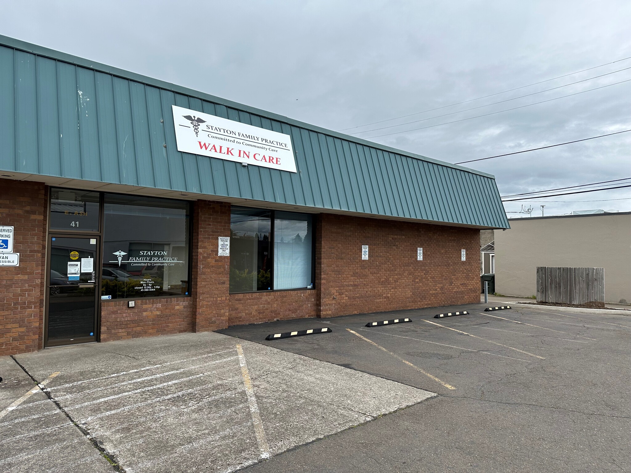 11-41 E Ash St, Lebanon, OR for lease Building Photo- Image 1 of 2