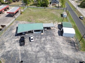 1201 N Texas Ave, Bryan, TX - AERIAL map view