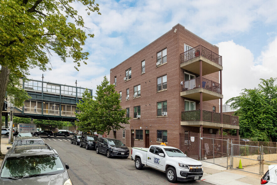 12302 Jamaica Ave, Richmond Hill, NY for sale - Building Photo - Image 2 of 6