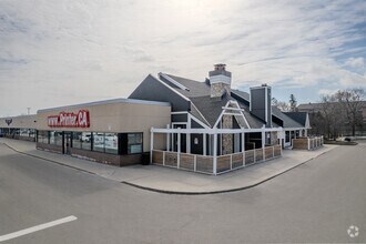 200-210 Centennial Pky N, Hamilton, ON for lease Building Photo- Image 1 of 1
