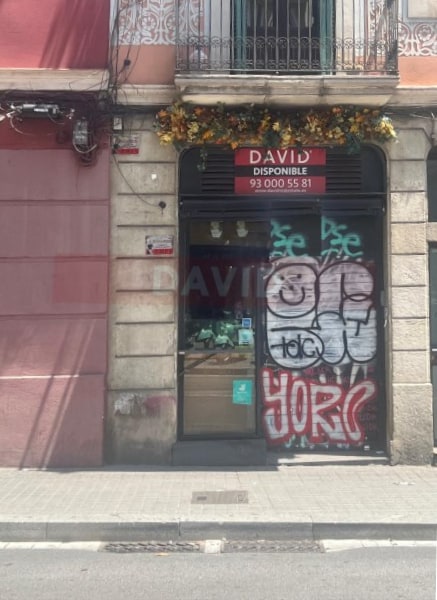 Retail in Barcelona, Barcelona for lease Interior Photo- Image 1 of 10