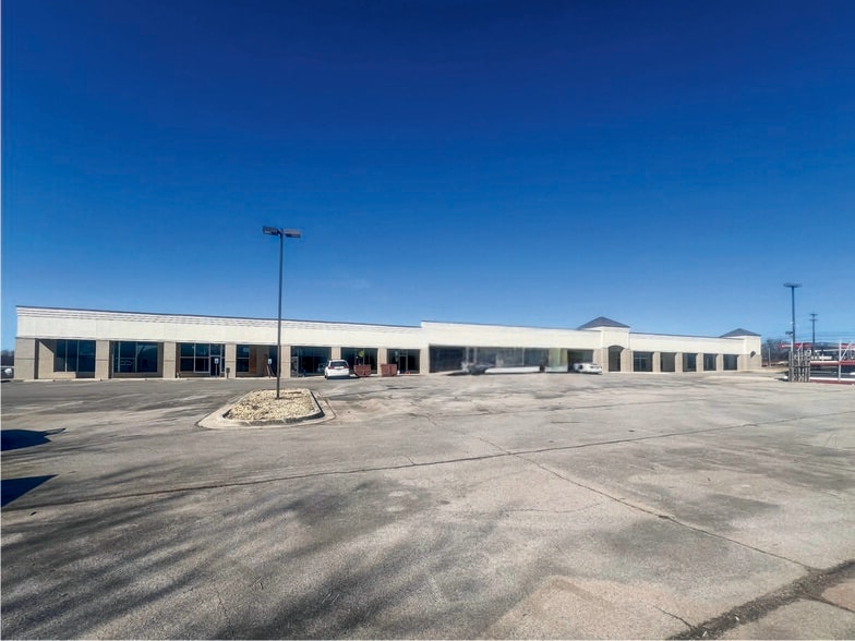 2105 Mastin Lake Rd NW, Huntsville, AL for lease - Building Photo - Image 2 of 2