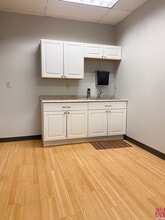 67 Prospect Ave, West Hartford, CT for lease Building Photo- Image 1 of 9