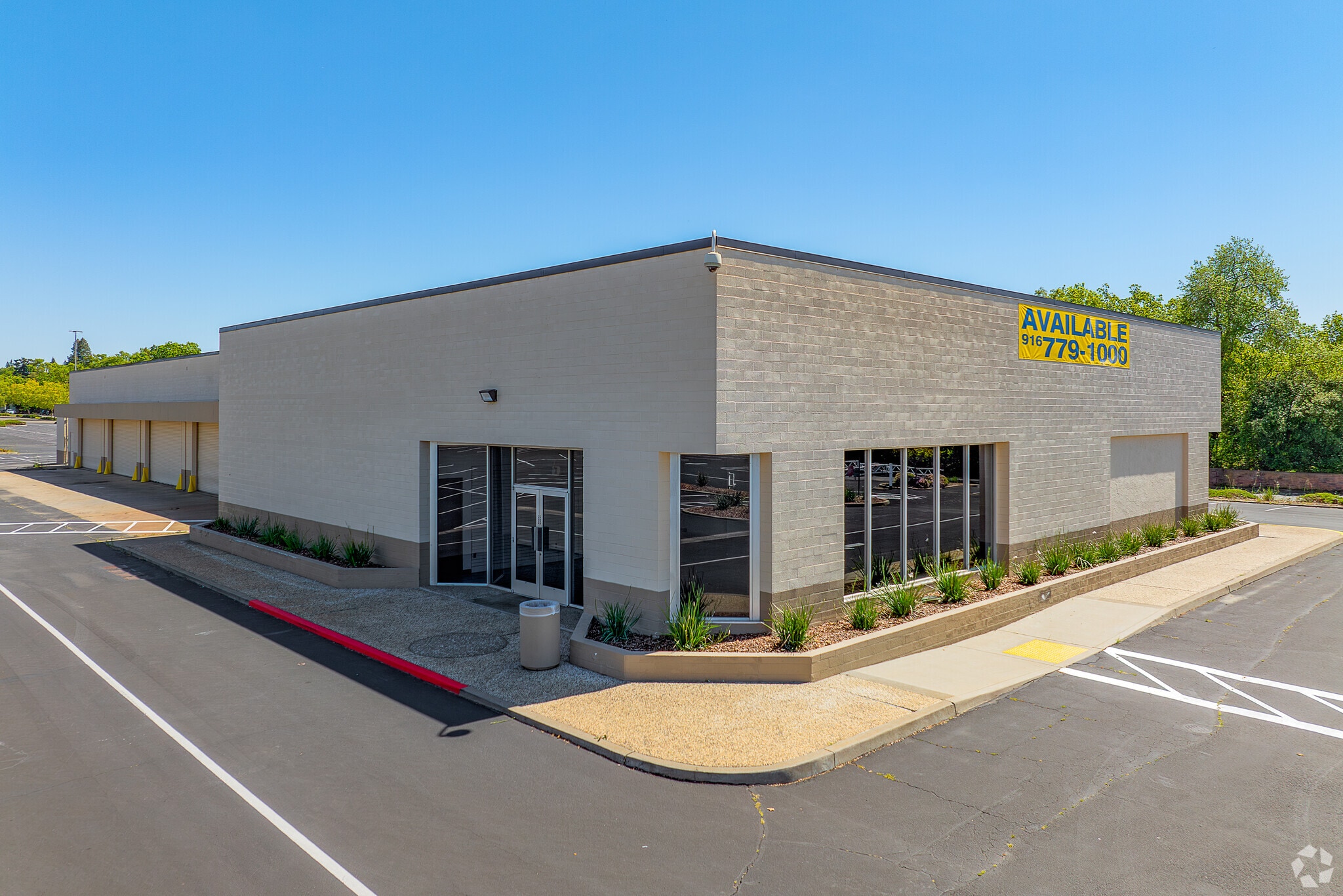 5850 Sunrise Blvd, Citrus Heights, CA for sale Primary Photo- Image 1 of 24