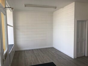 24 Gordon St, Huntly for lease Interior Photo- Image 1 of 1