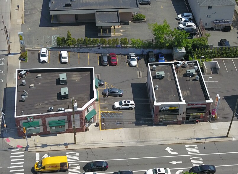 Retail in Staten Island, NY for sale - Primary Photo - Image 1 of 1