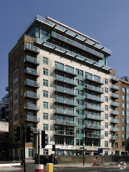 9 Albert Emba, London for lease - Building Photo - Image 2 of 28