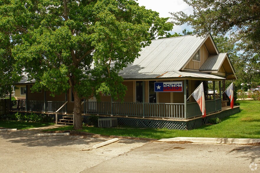 711 W Highway 290, Dripping Springs, TX for sale - Primary Photo - Image 1 of 1