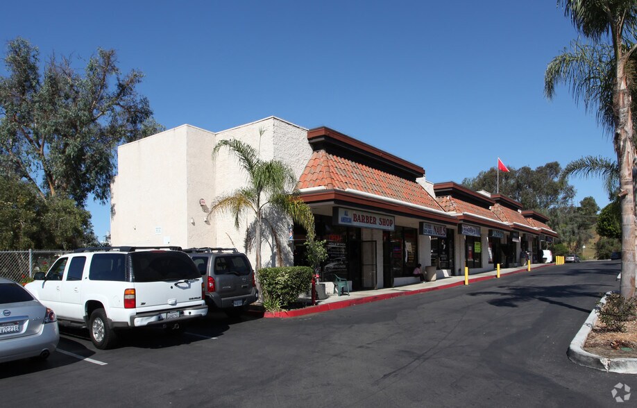 108-122 Encinitas Blvd, Encinitas, CA for lease - Primary Photo - Image 1 of 10