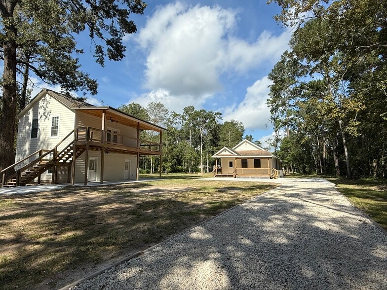 17404 Reiss Trl, New Caney, TX for sale - Building Photo - Image 2 of 15