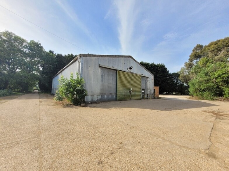 Drove Rd, Potton for lease - Primary Photo - Image 1 of 2