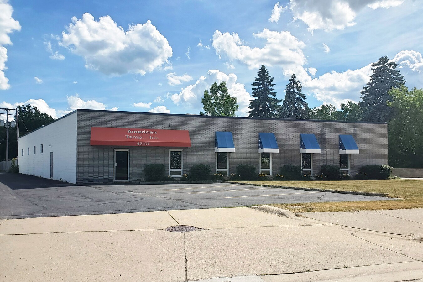 46101 Grand River Ave, Novi, MI 48374