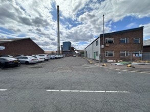Oldbury Rd, West Bromwich for lease Building Photo- Image 1 of 3