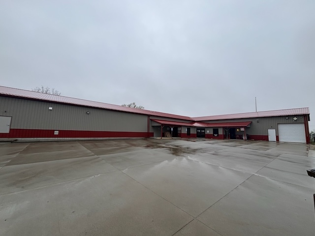 265 E 925 S, Haubstadt, IN for sale - Building Photo - Image 1 of 30