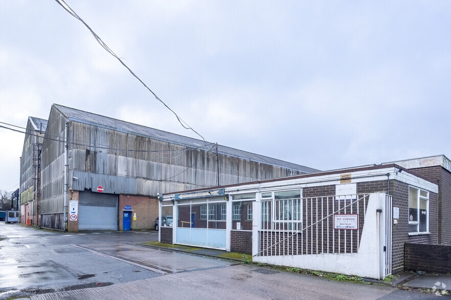 1 Highfields Rd, Bilston for sale - Primary Photo - Image 1 of 1