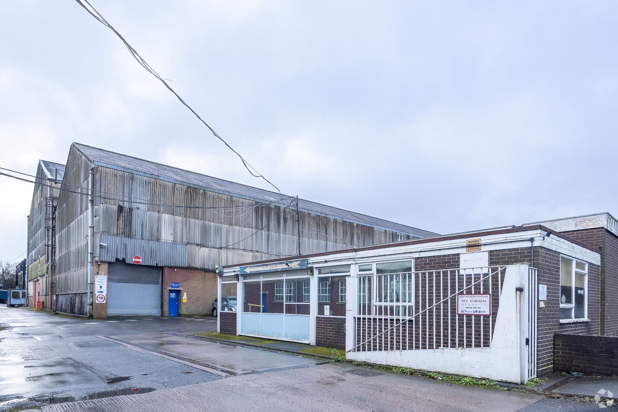 1 Highfields Rd, Bilston for sale Primary Photo- Image 1 of 1