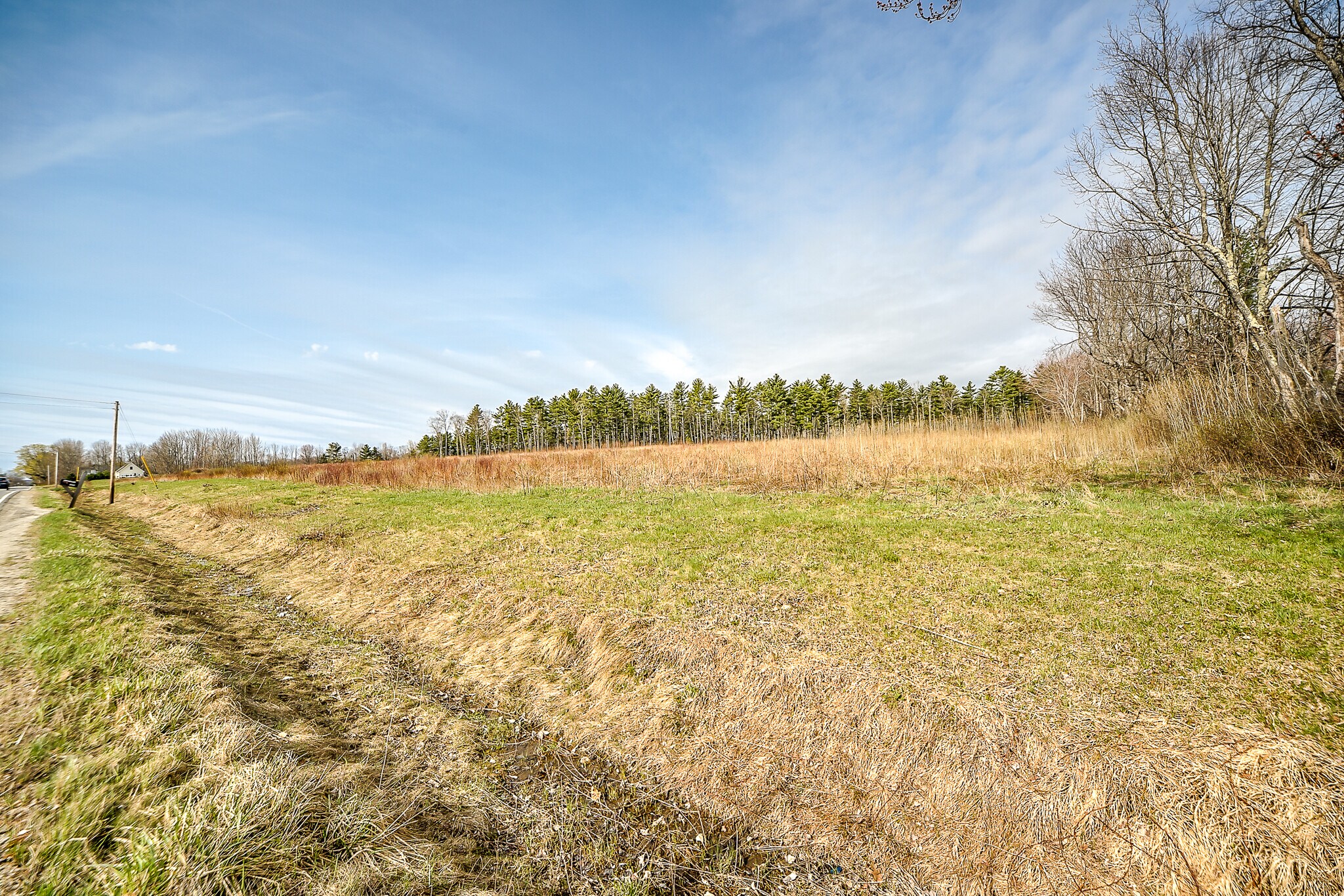 1063 Main st, Monmouth, ME for sale Primary Photo- Image 1 of 1