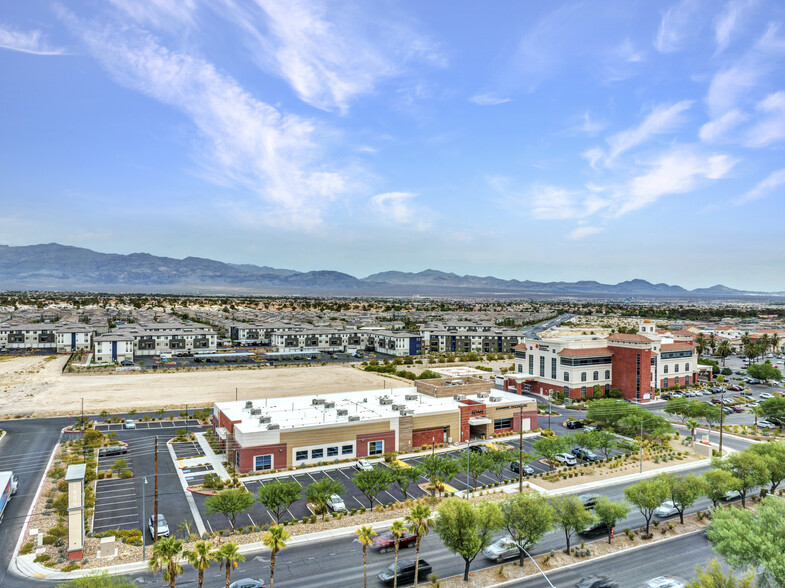 1650 W Craig Rd, North Las Vegas, NV for lease - Building Photo - Image 1 of 7