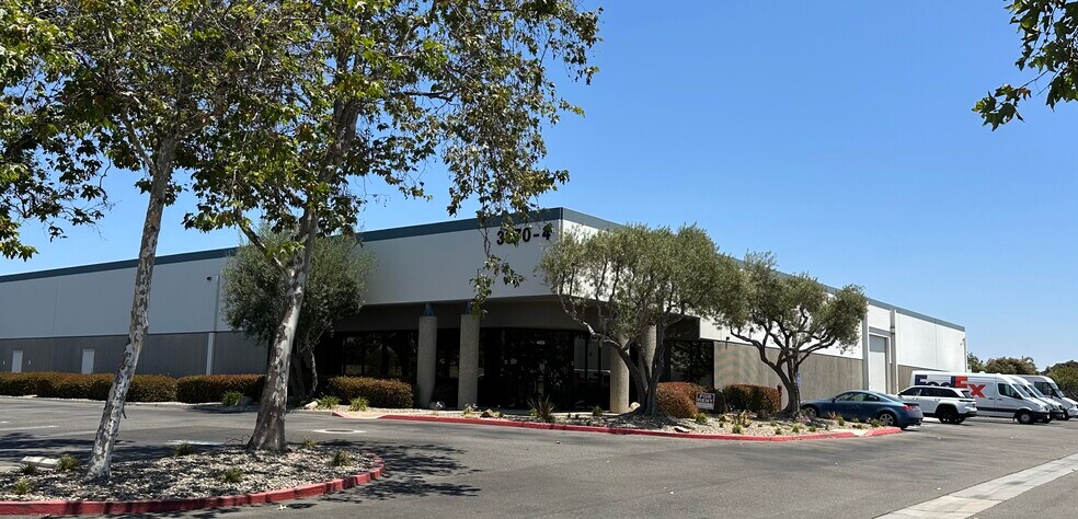 3070 Skyway Dr, Santa Maria, CA for lease - Building Photo - Image 1 of 13