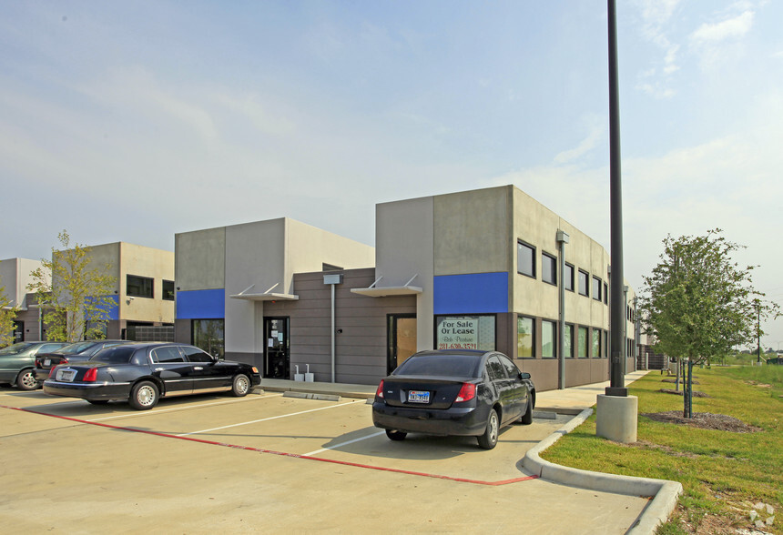 5150 Crenshaw Rd, Pasadena, TX for lease - Building Photo - Image 3 of 4