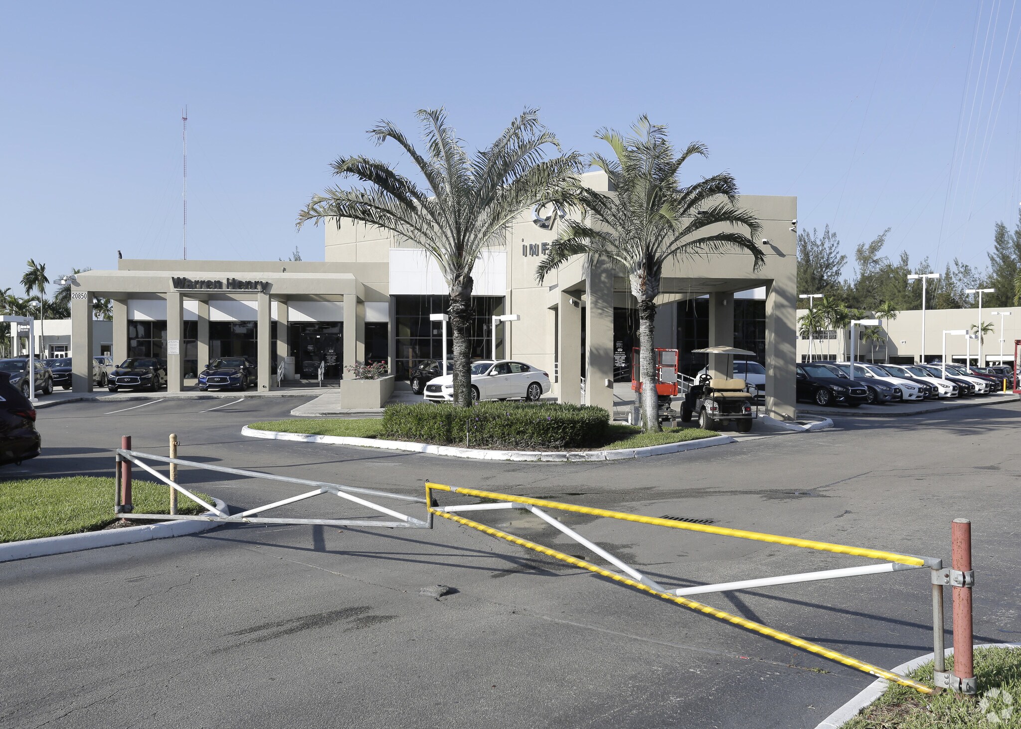 20850 NW 2nd Ave, Miami, FL for sale Building Photo- Image 1 of 1