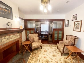 1396 Charnelton St, Eugene, OR for sale Interior Photo- Image 2 of 11