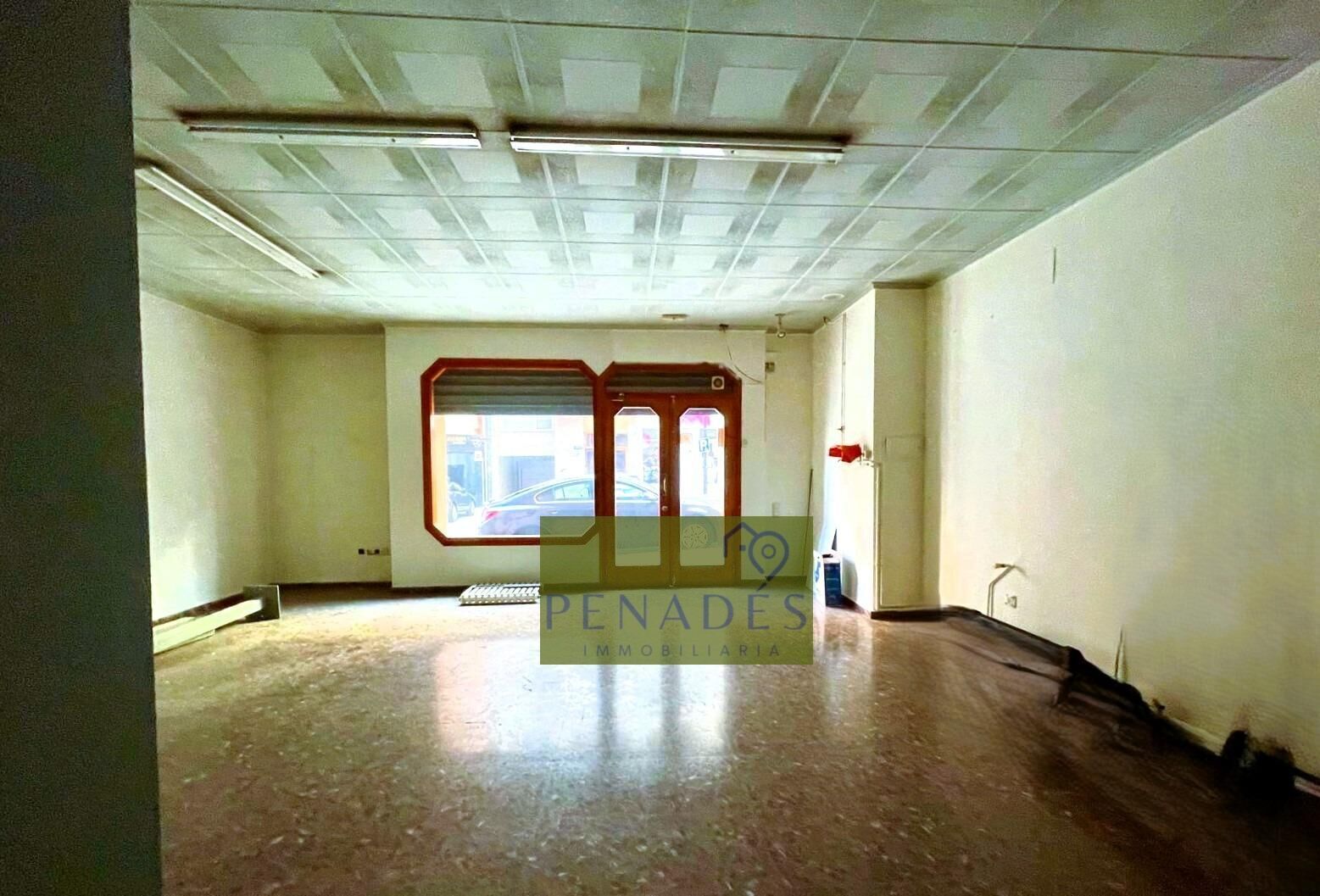 Retail in Ontinyent, Valencia for lease Building Photo- Image 1 of 26