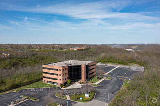 2670 Chancellor Dr, Crestview Hills, KY - aerial  map view