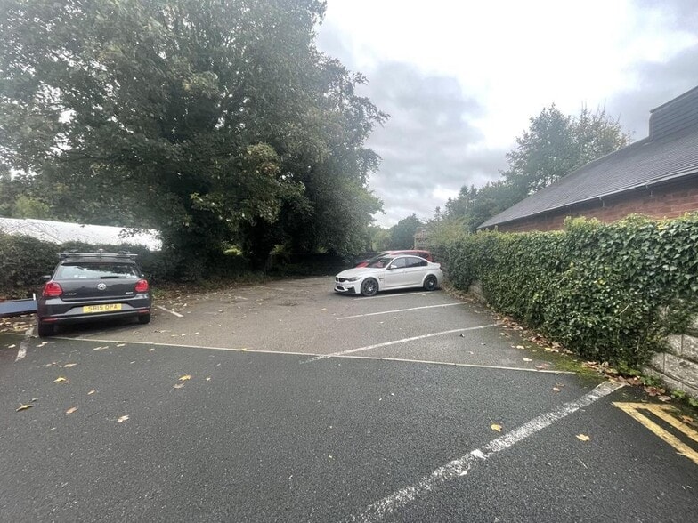 14a High St, Eccleshall for lease - Building Photo - Image 2 of 16