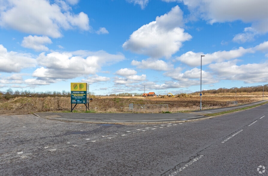 Somerby Way, Gainsborough for sale - Primary Photo - Image 1 of 1