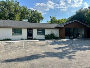 717 E Liberty St, Pilot Point, TX for lease Building Photo- Image 2 of 3