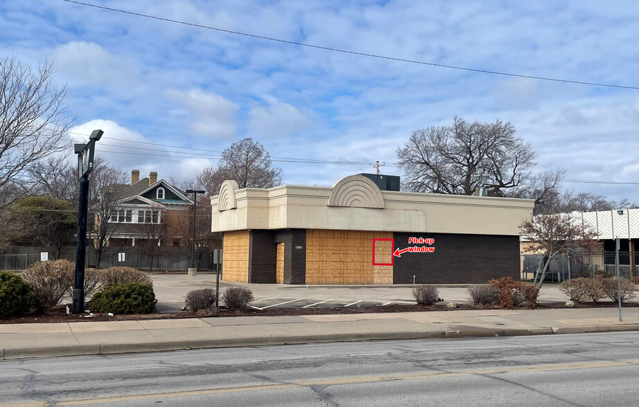 1001 N Broadway St, Wichita, KS for sale - Building Photo - Image 1 of 2