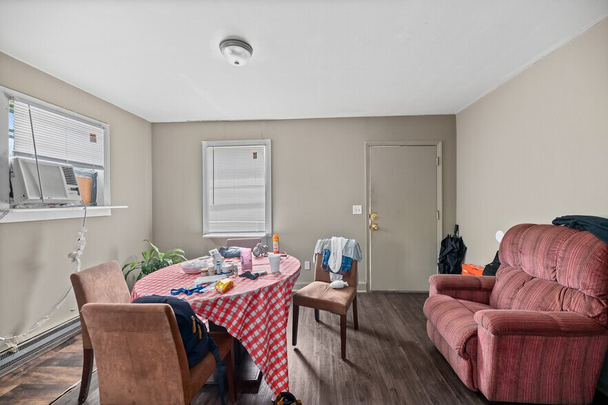 3211 Spruill Ave, North Charleston, SC for sale - Building Photo - Image 3 of 20